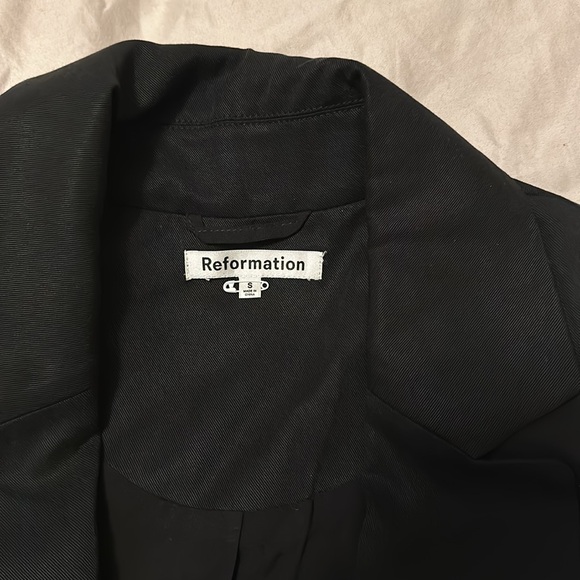 Reformation Classic Relaxed Notch Lapel Blazer Small NWOT - Picture 8 of 11